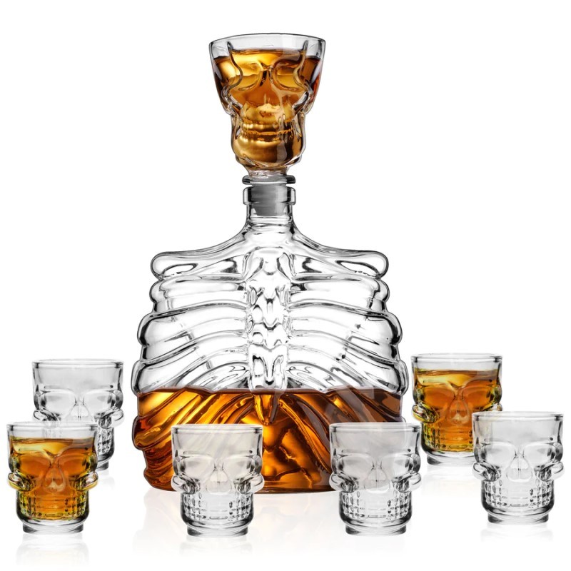 Skelly 7 Piece Whiskey Decanter Set