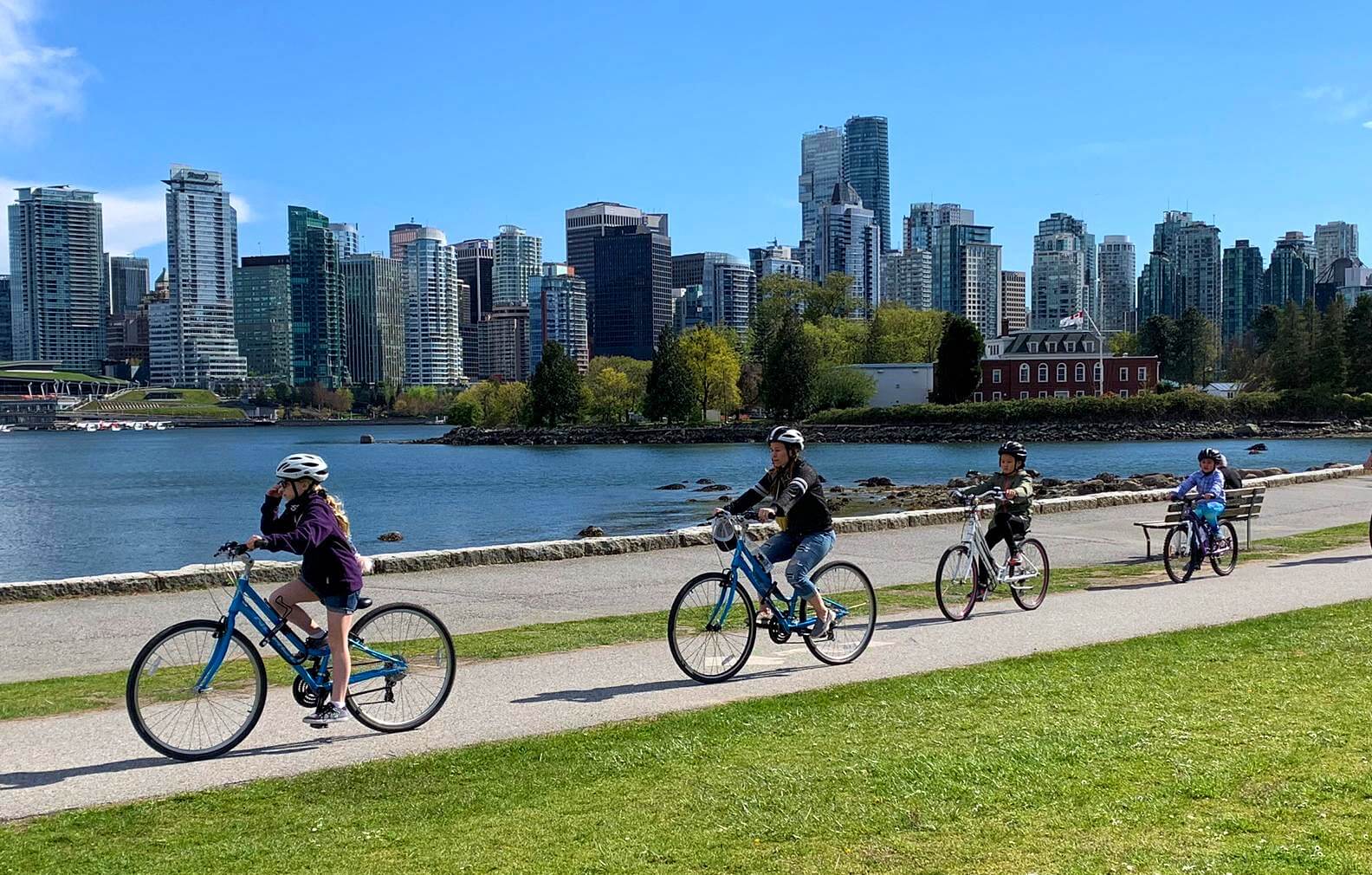 Vancouver Highlights Tour with Airfare
